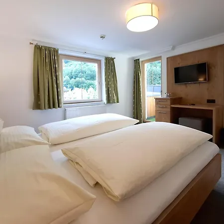 Haus Tirol Alojamento de Acomodação e Pequeno-almoço