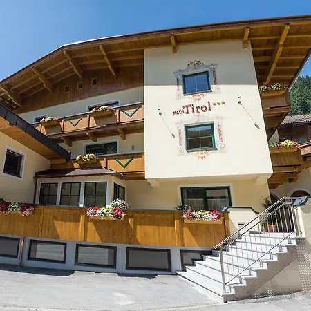ベッド・アンド・ブレックファスト Haus Tirol 3*